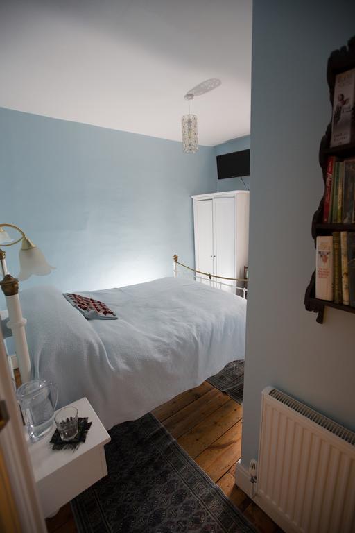 5 Chapel Street Bed And Breakfast Кембридж Экстерьер фото