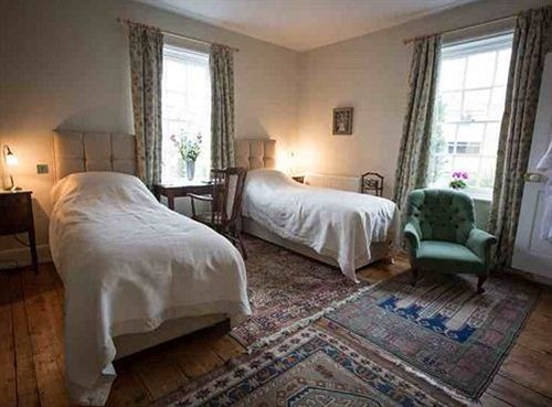 5 Chapel Street Bed And Breakfast Кембридж Экстерьер фото
