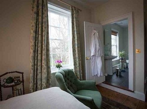 5 Chapel Street Bed And Breakfast Кембридж Экстерьер фото